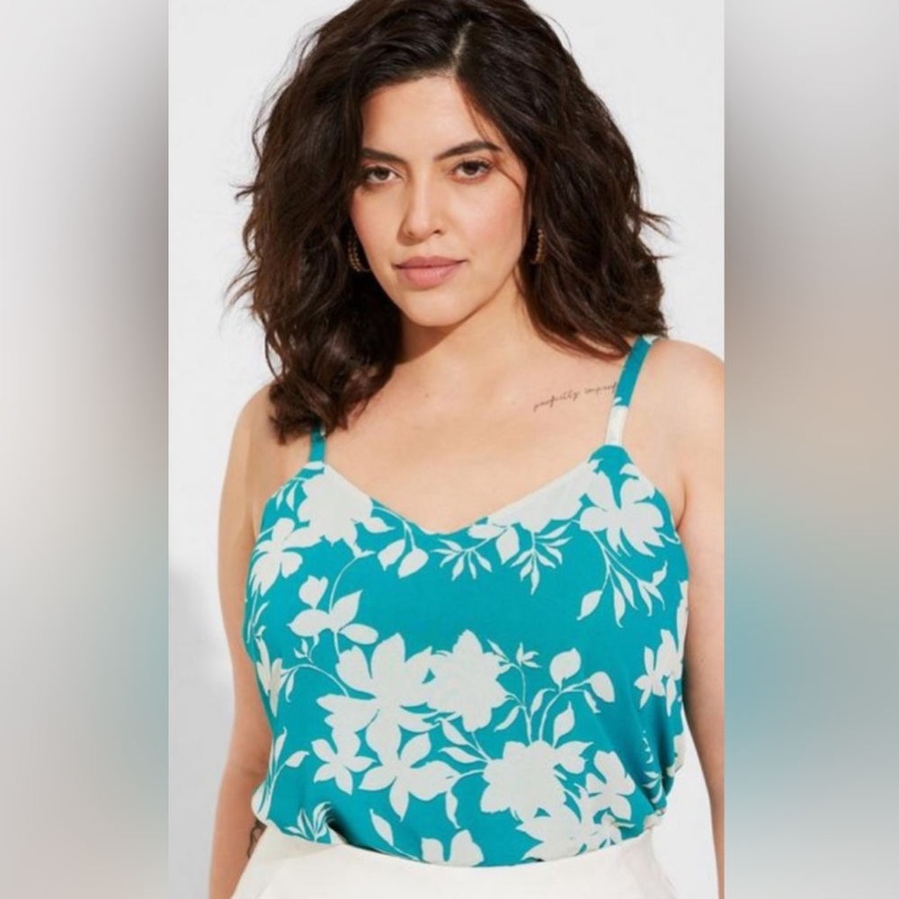 Brand New with Tags Sophie Chiffon Swing Cami size 2X